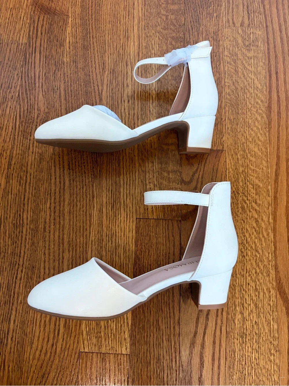 White Closed Toe Dress Shoes with Chunky High Heels and Ankle Strap for Kids